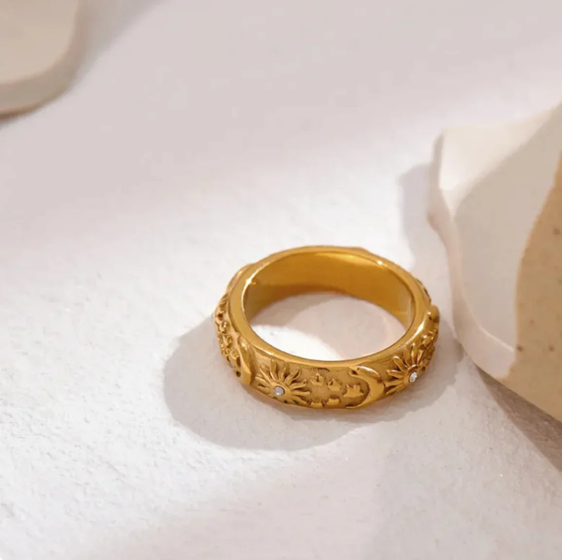 KULA ring